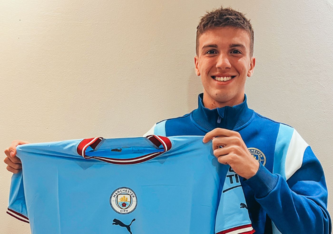 Μάντσεστερ Σίτι: Δικός της και επίσημα ο Περόνε! (pic)