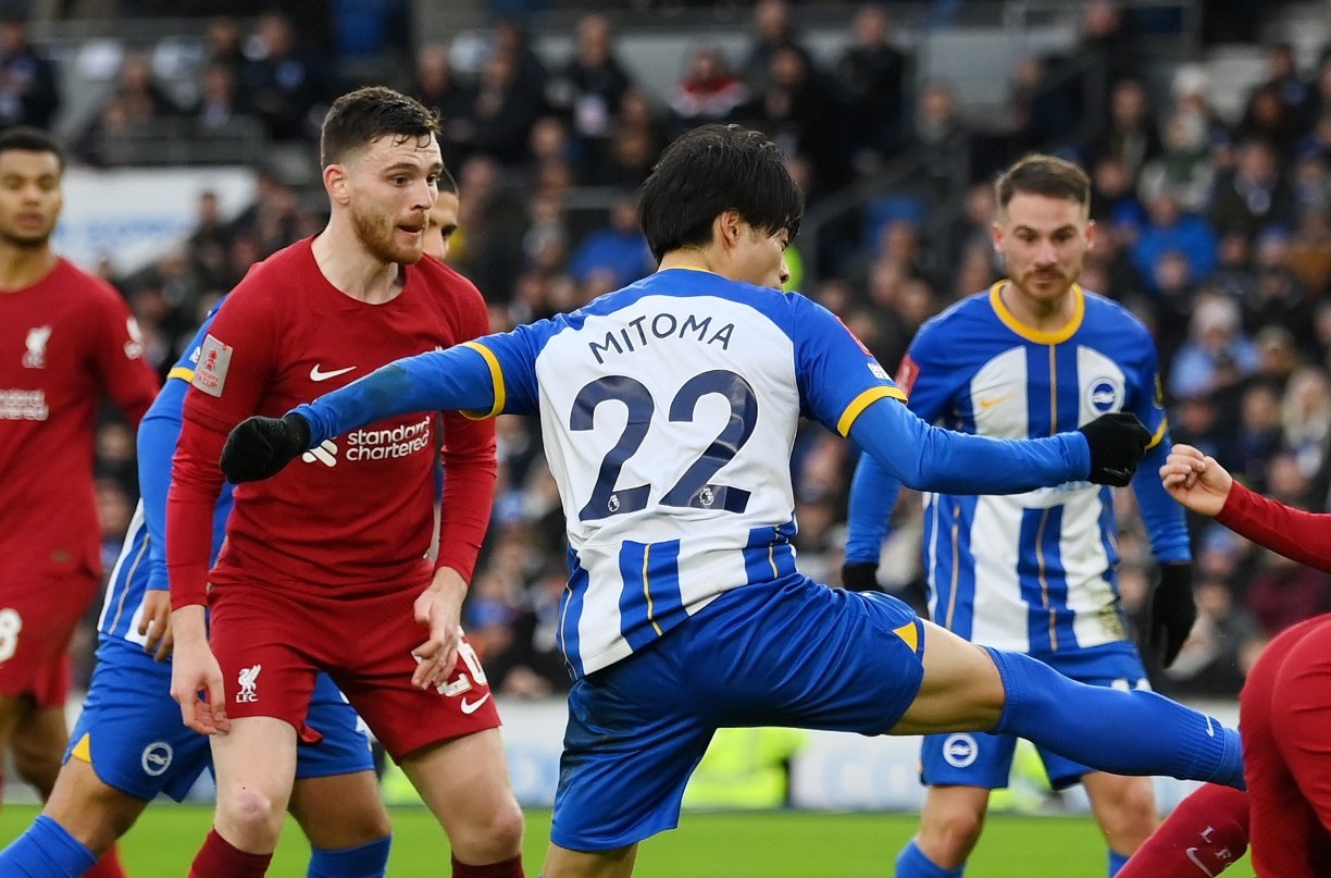 Το… κατάνα του Μιτόμα «έσφαξε» τη Λίβερπουλ  – Κόκκινος αποκλεισμός στο 92′ (vid)