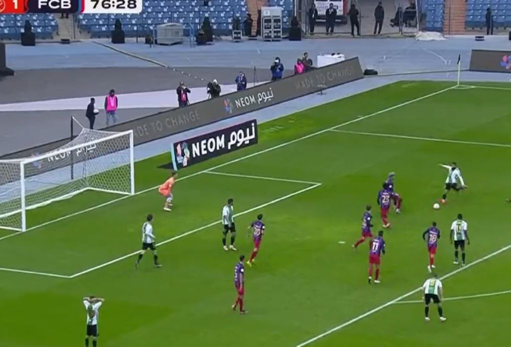 Ο Φεκίρ βάζει… φωτιά στον ημιτέλικο με τη σουτάρα του (vid)