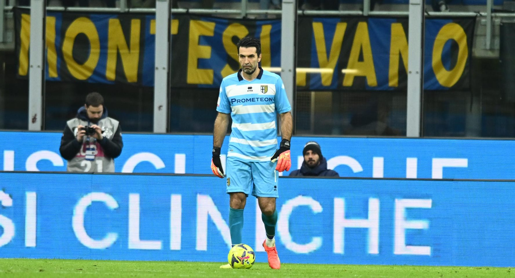 Μπουφόν, είσαι ΜΥΘΟΣ: Έδειξε την κλάση του με απίθανη επέμβαση στο 91′! (vid)