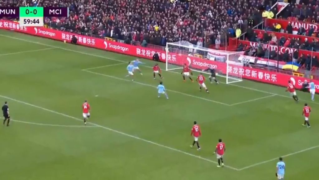 Ο Γκρίλις προκαλεί σιγή στο «θέατρο των ονείρων»! (vid)