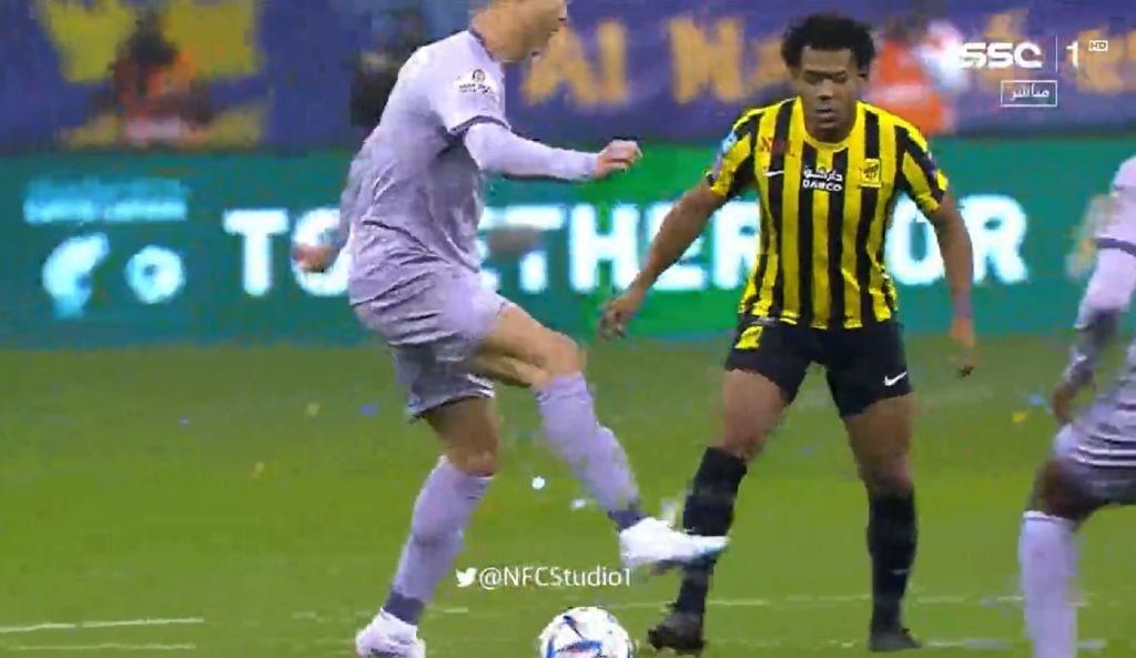 Χάζεψαν με τα τσαλιμάκια του Κριστιάνο οι Σαουδάραβες (vid)