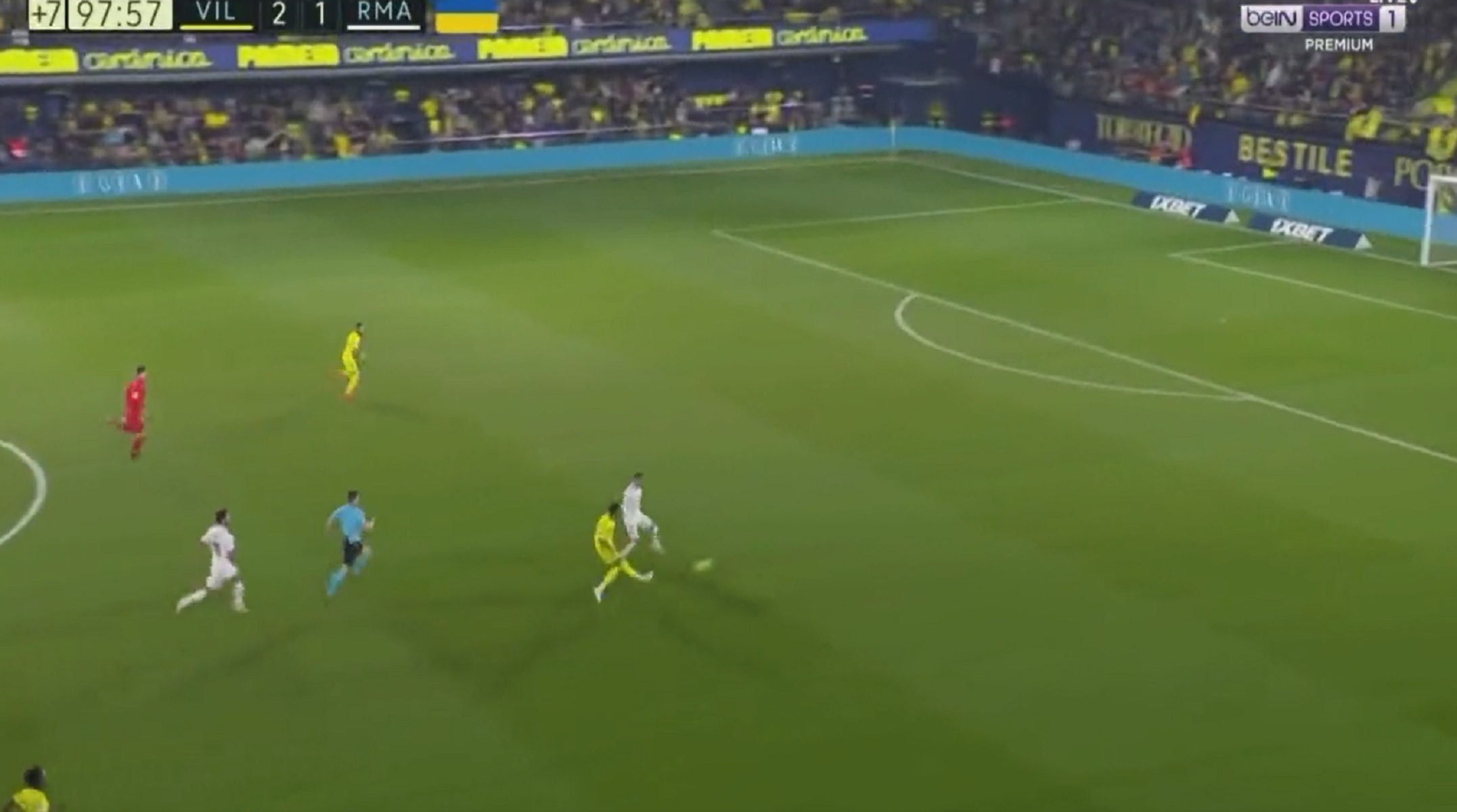 Τραβούσαν τα μαλλιά τους στη Βιγιαρεάλ – Ο Νταντζούμα το έχασε σε κενή εστία (vid)