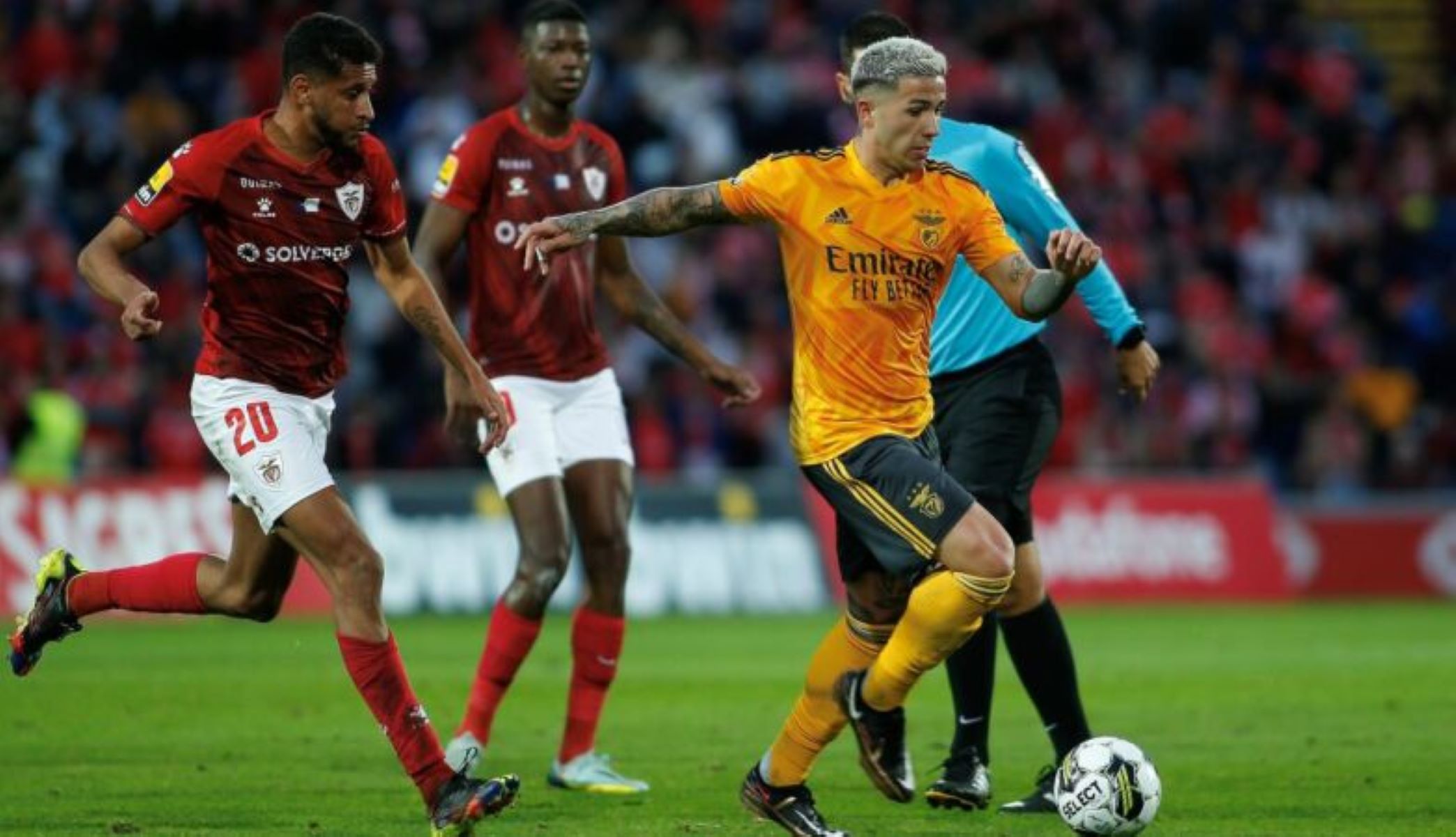 O Έντσο Φερνάντες με αυτές τις ασίστ εκτοξεύει κι άλλο την τιμή του (vid)