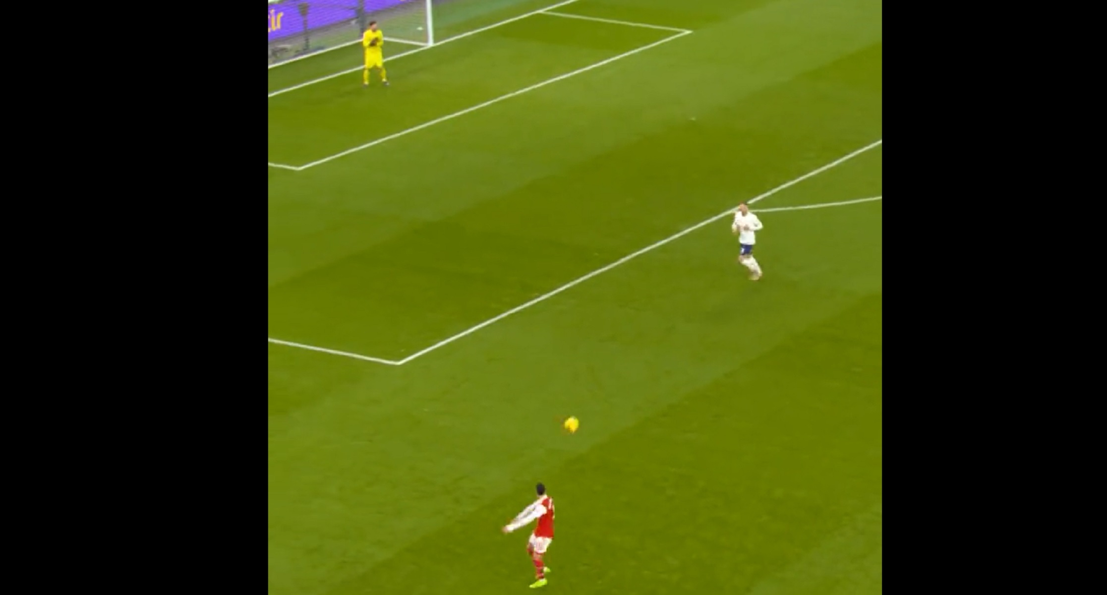 O Mαρτινέλι πήρε στο… ψιλό την Τότεναμ (vid)