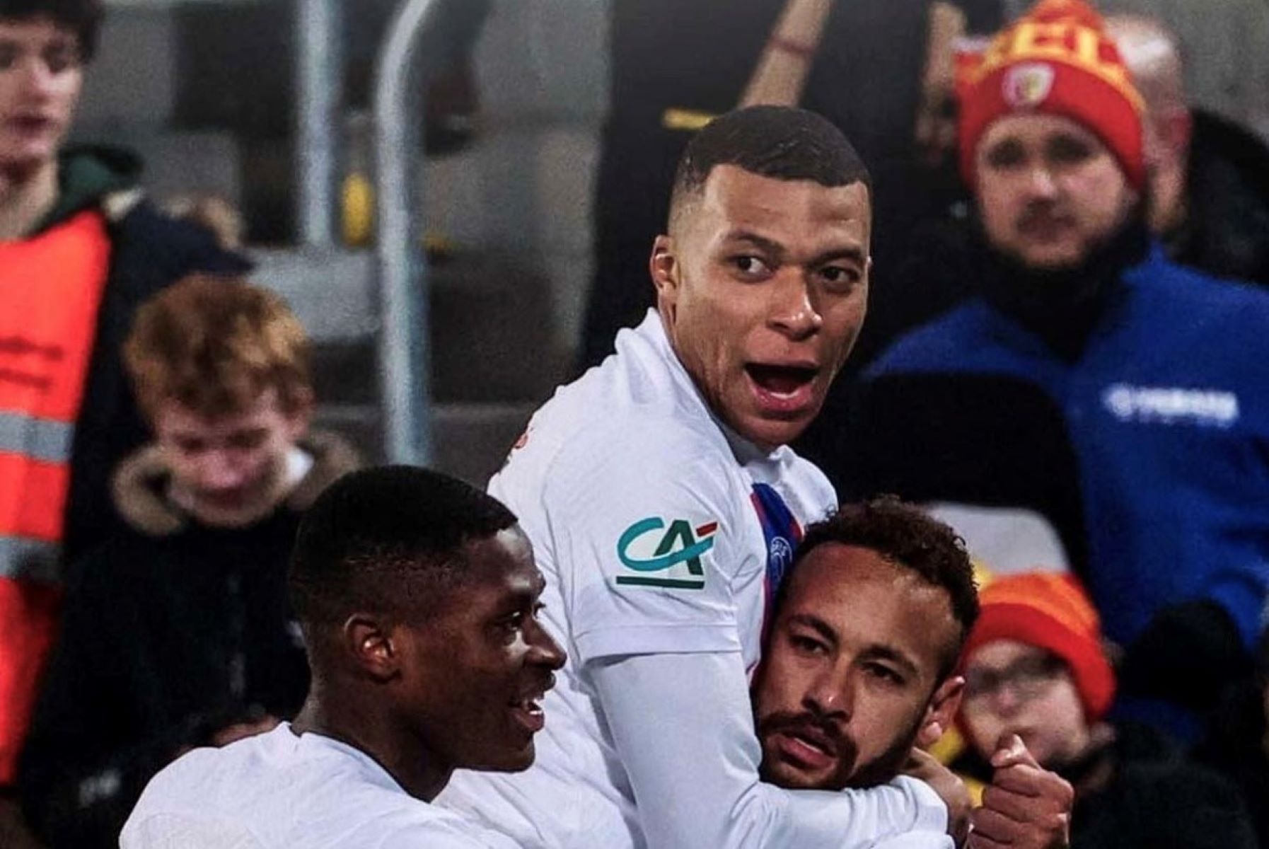 Ο Μπαπέ… φόρτωσε: «Δεν έχω κάτι με τον Νεϊμάρ! Όλοι πρέπει να τρώμε καλύτερα»