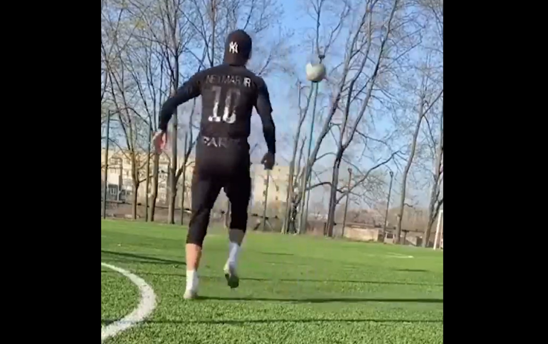 Όλο το ταλέντο του απίθανου Μούντρικ σε ένα και μόνο κοντρόλ (vid)