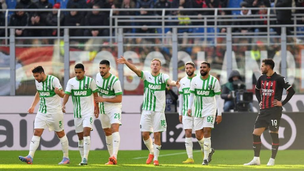 Η Σασουόλο κάνει… πάρτι στα δίχτυα της Μίλαν – Τρίμπαλο σε ένα ημίχρονο (vid)