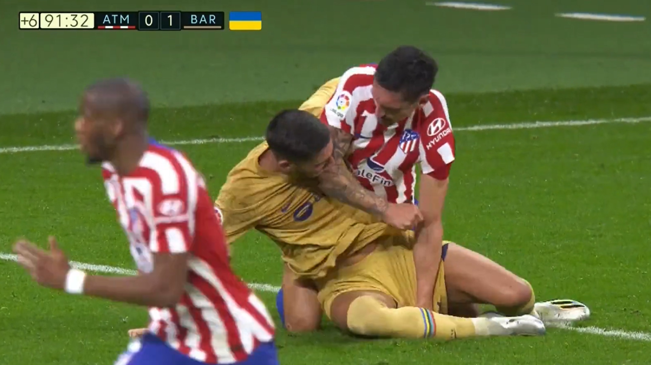 Τόρες και Σάβιτς άφησαν το ποδόσφαιρο και έπιασαν την… ελληνορωμαϊκή (vid)