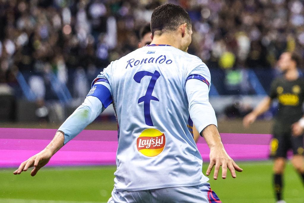 ΑΣΤΑΜΑΤΗΤΟΣ Κριστιάνο – «Κάρφωσε» ξανά την Παρί (vid)