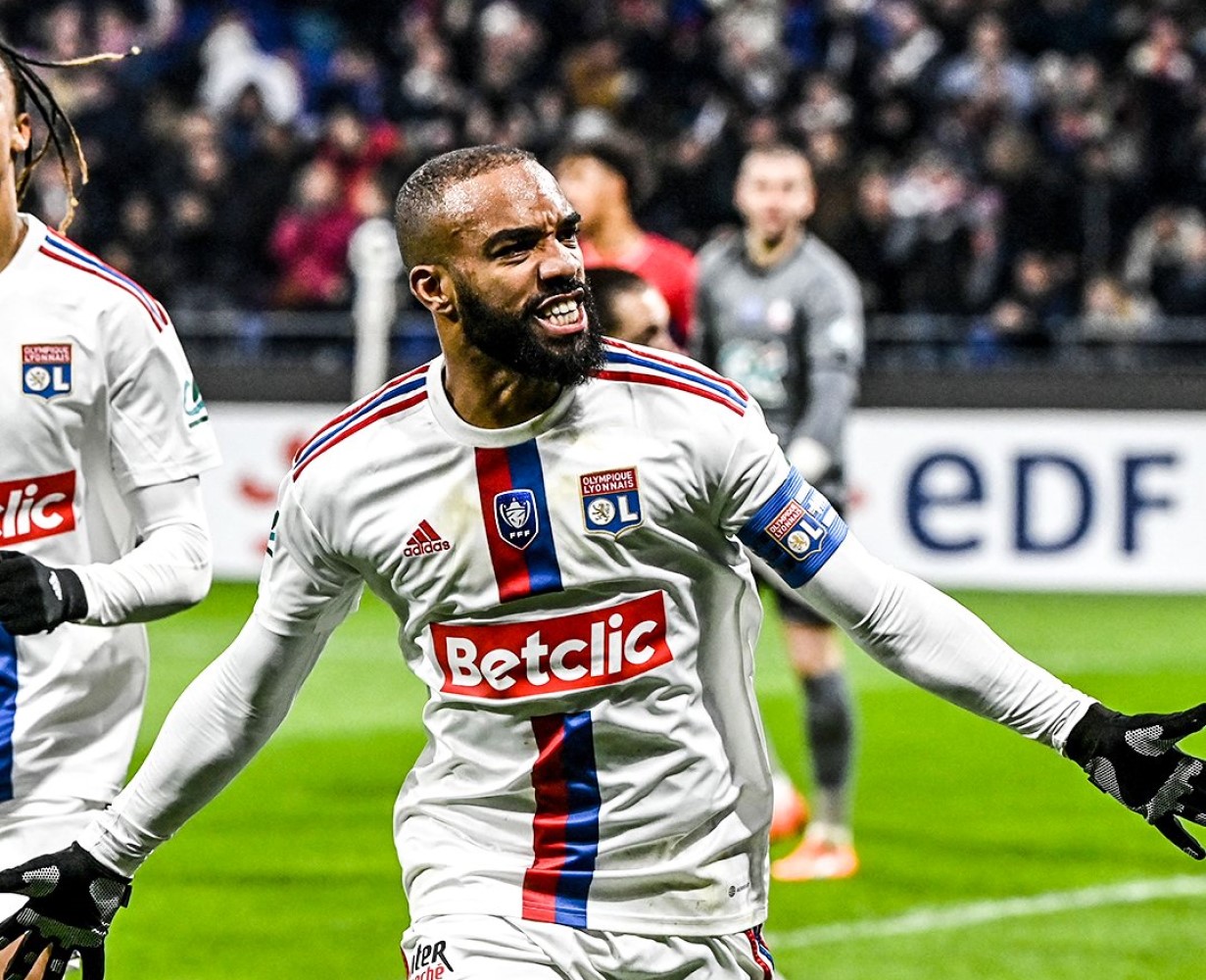 Η Άρσεναλ “γκρινιάζει” με τα στατιστικά του Λακαζέτ – Ο “χαμένος”… πλέον κάνει μαγικά (pic)