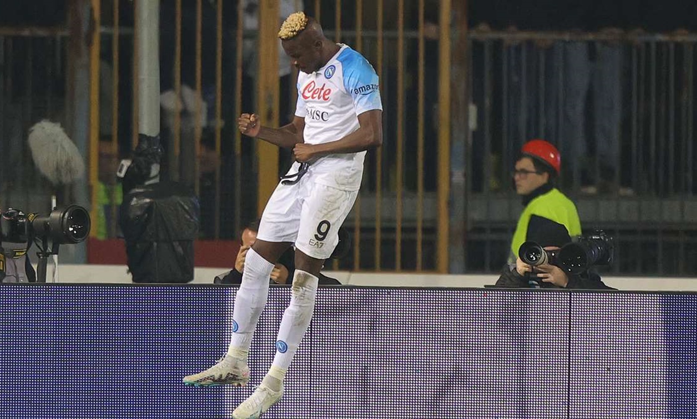 Σε τρομερή κατάσταση ο Όσιμεν – Καθαρίζει το διπλό για τη Νάπολι! (vids)