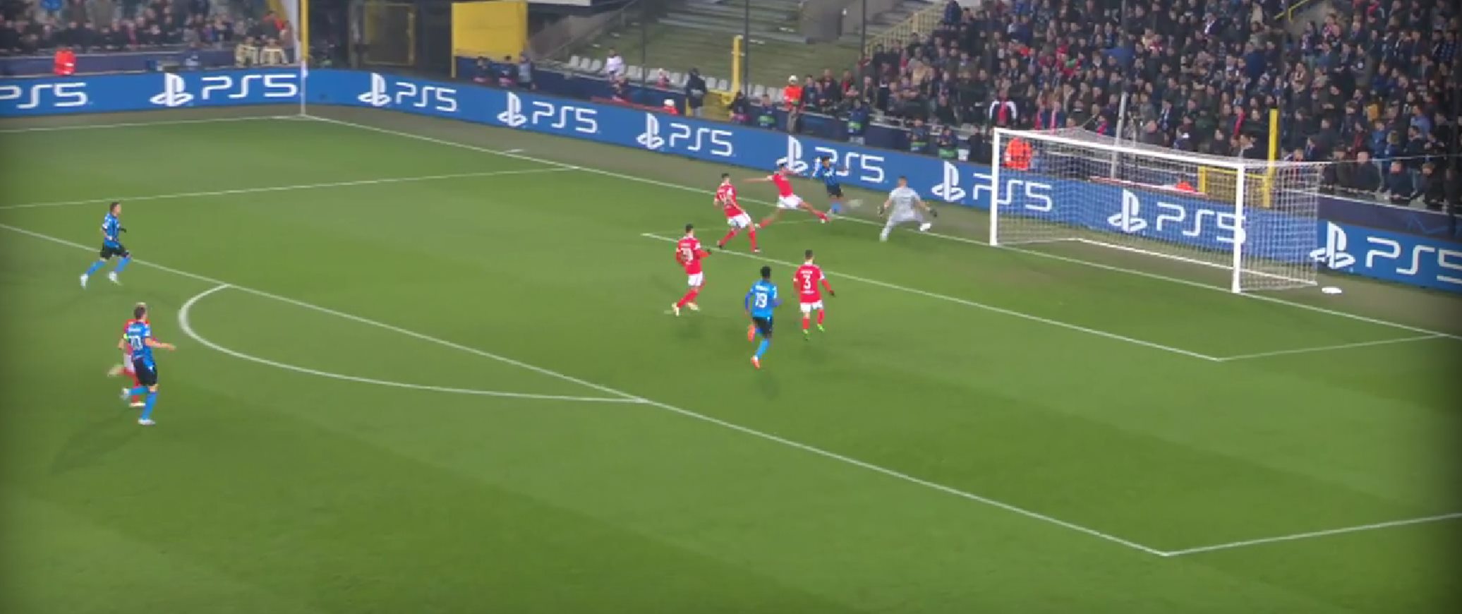 Ο Βλαχοδήμος κάνει και πάλι την Ευρώπη να παραμιλάει: Η απίθανη επέμβασή του! (vid)