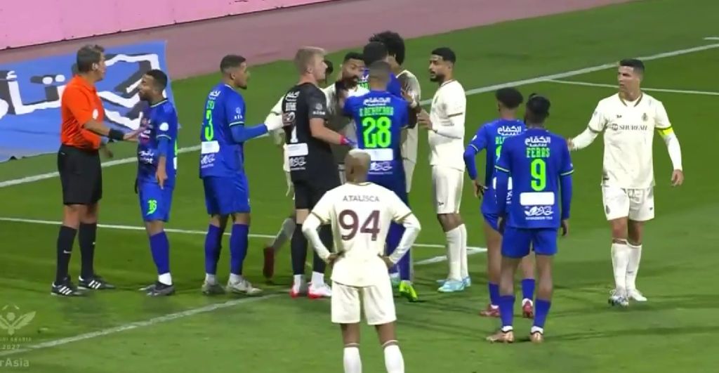 Ο Κριστιάνο χτύπησε αντίπαλό του και τον έστειλε… νοσοκομείο! (vid)