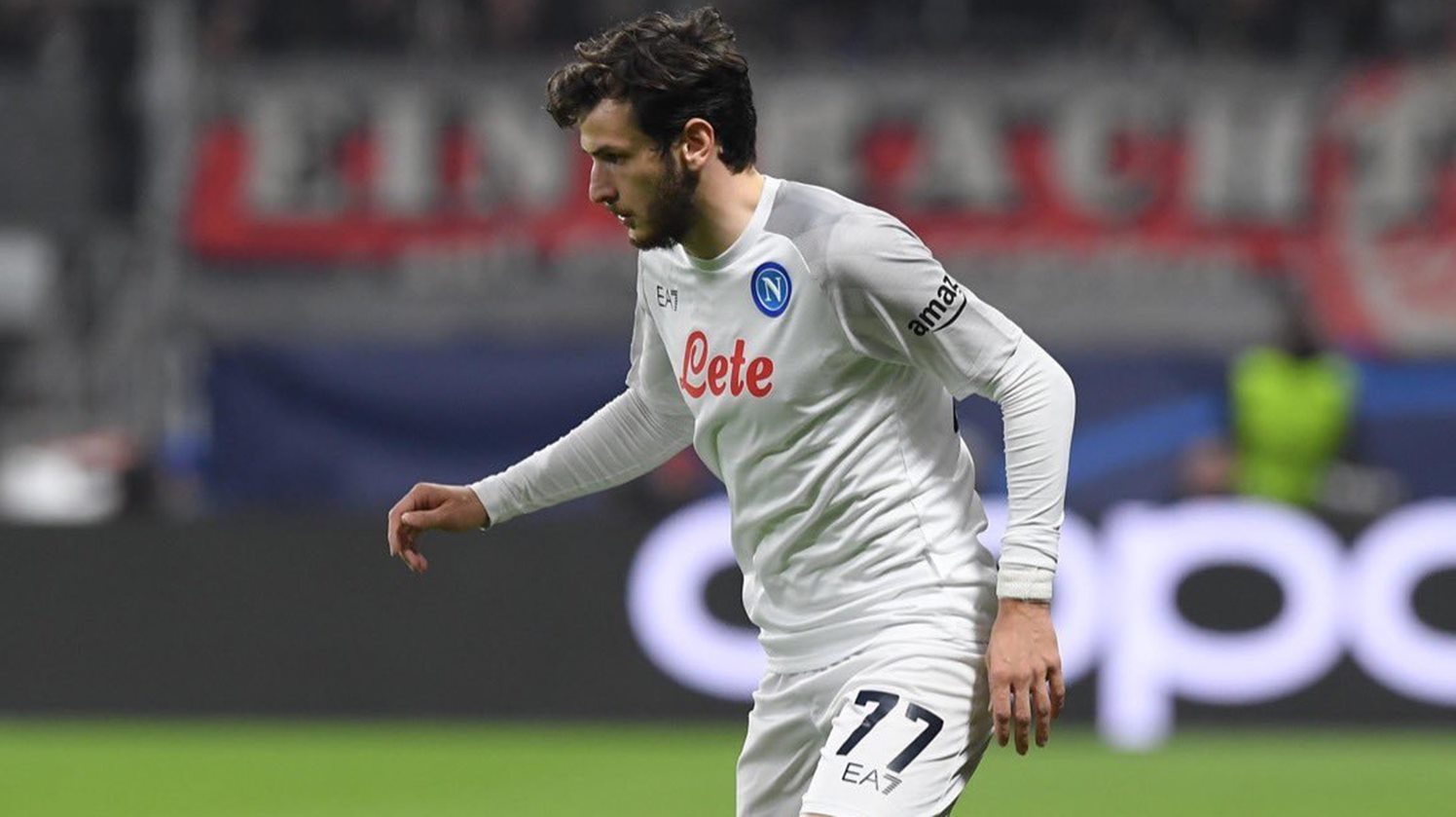 Έγινε και πάλι πρώτο θέμα στην Ευρώπη η μαγική ασίστ του Κβαρατσκέλια! (vids)