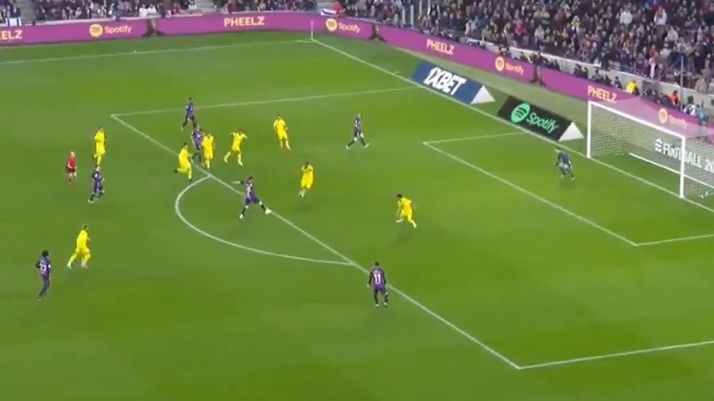 O Λεβαντόφσκι κάνει μια… χαψιά την Κάντιθ μέσα σε τρία λεπτά (vid)