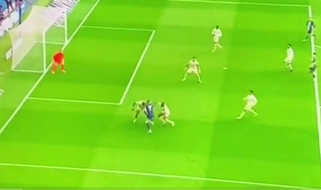 Παρί – Λιλ: Πέρασε από «Συμπληγάδες» ο Μπαπέ για να σκοράρει α λα Μέσι! (vid)