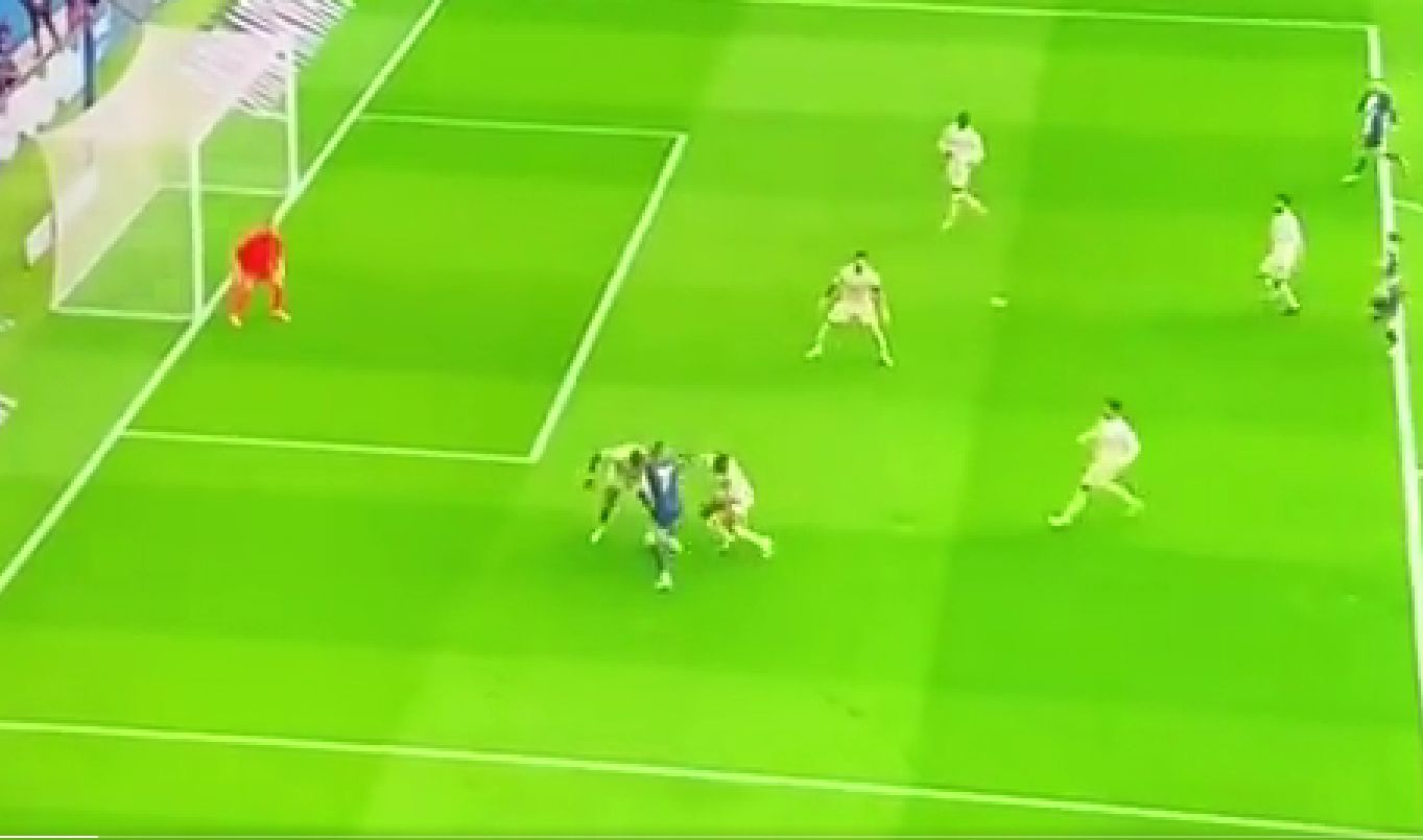 Παρί – Λιλ: Πέρασε από «Συμπληγάδες» ο Μπαπέ για να σκοράρει α λα Μέσι! (vid)