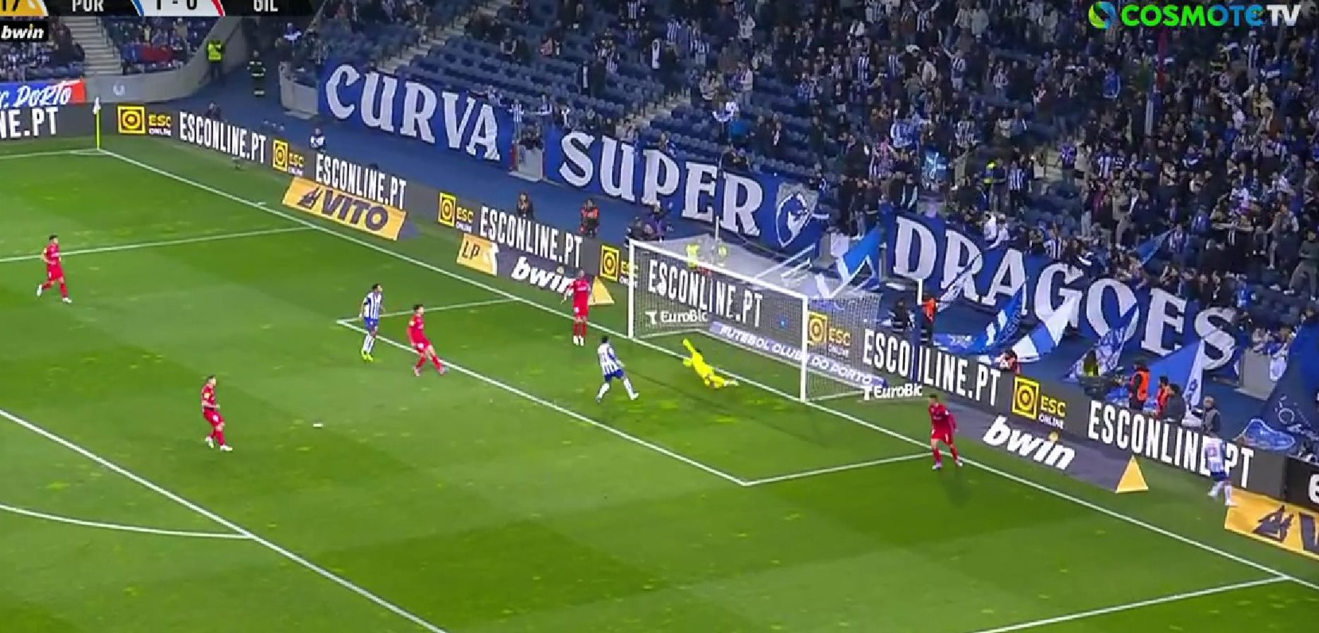 Παίκτης της Πόρτο έχασε αυτό που λέμε «άχαστο»! (vid)