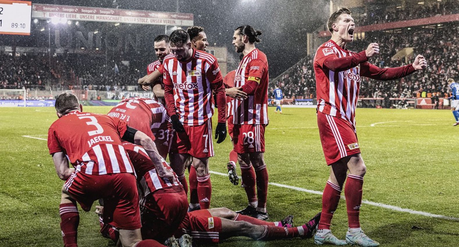 Οι παίκτες της Ουνιόν δεν «μασάνε» μπροστά στις… ντίβες της Μπάγερν!