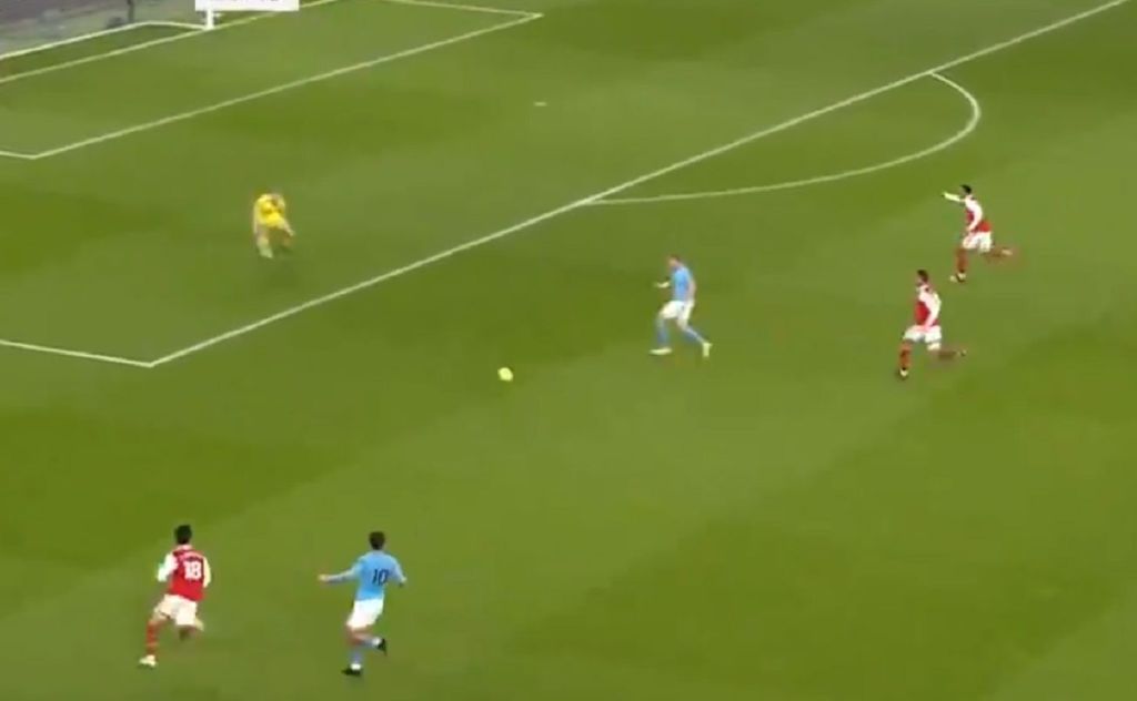 Ολέθριο λάθος του Τομιγιάσου, 0-1 με πλασεδάρα ο Ντε Μπρούιν! (vid)