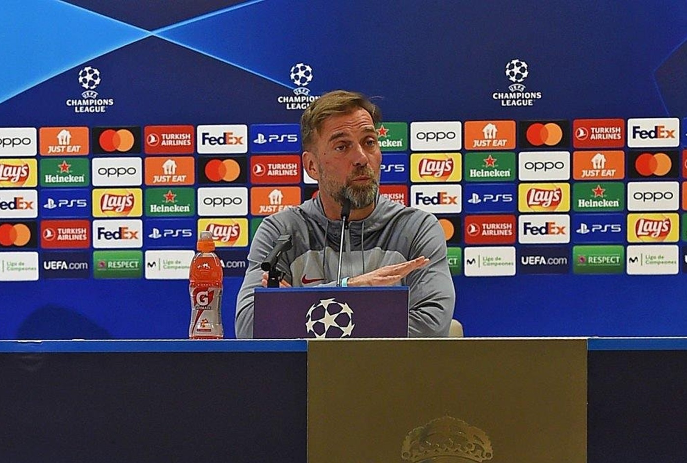 Δεν χάνει την πίστη του ο Κλοπ: «Ακόμα και με 1% πιθανότητα πρόκρισης, ήρθαμε για τη νίκη»