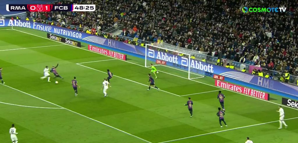 O Αραούχο με ηγετικό τάκλιν «έσβησε» τον Βινίσιους! (vid)