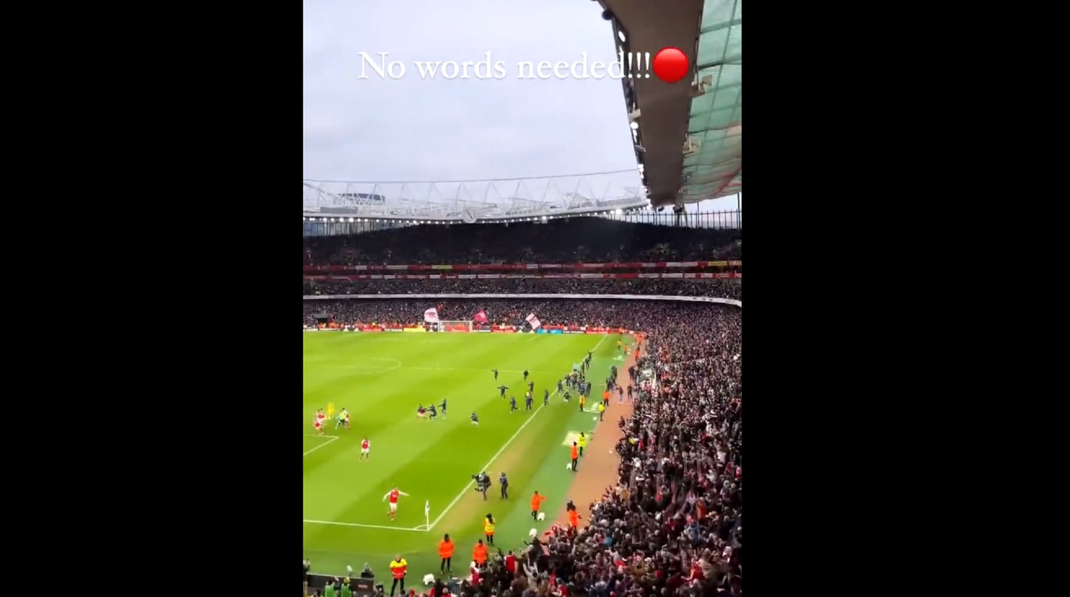 Η τρέλα στο Emirates από τα… μάτια της γυναίκας του Τζάκα (vid)