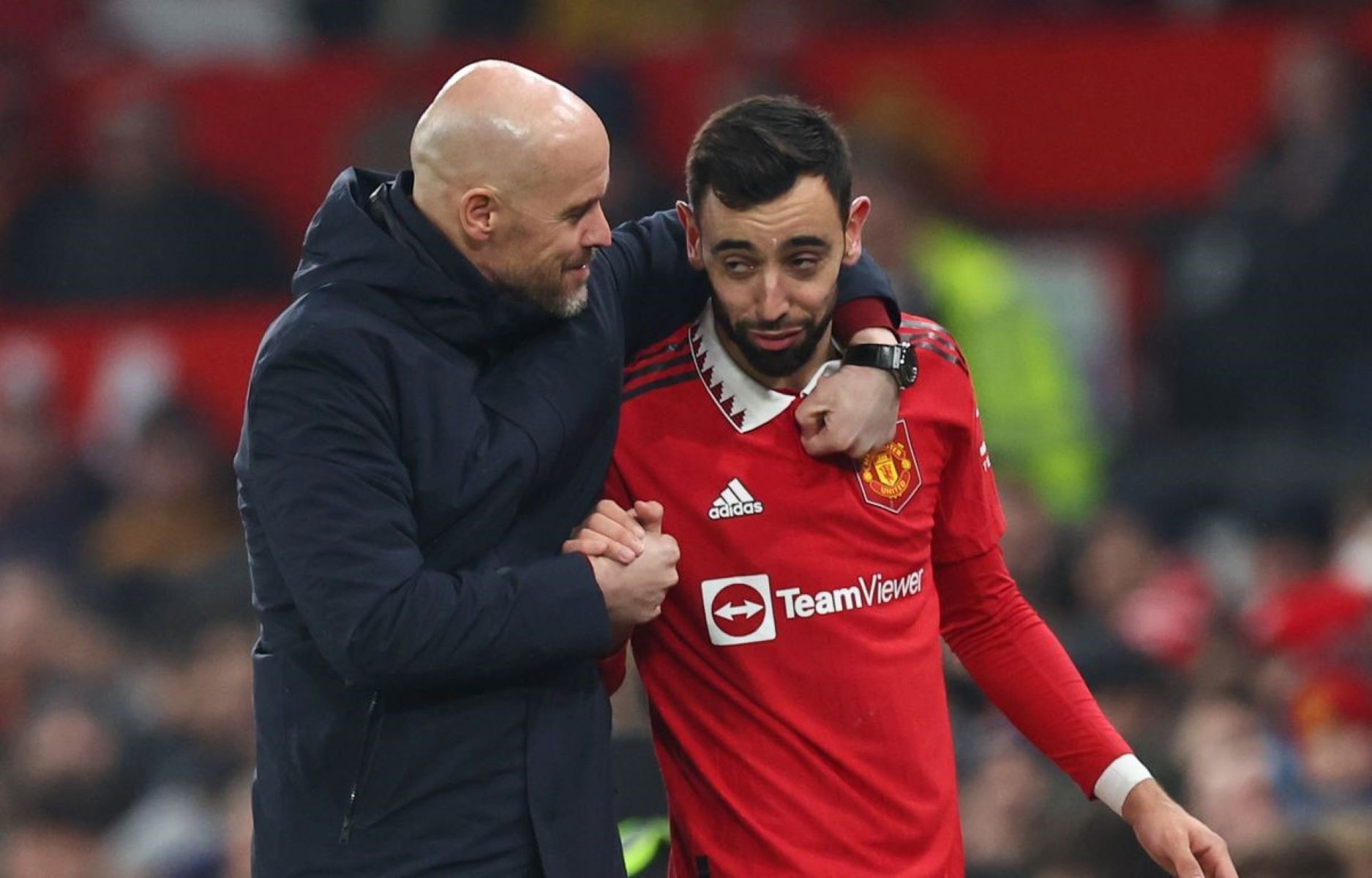 «Ασπίδα» Τεν Χαγκ σε Μπρούνο – «Κάνει τα πάντα στο γήπεδο, είναι άξια αρχηγός»