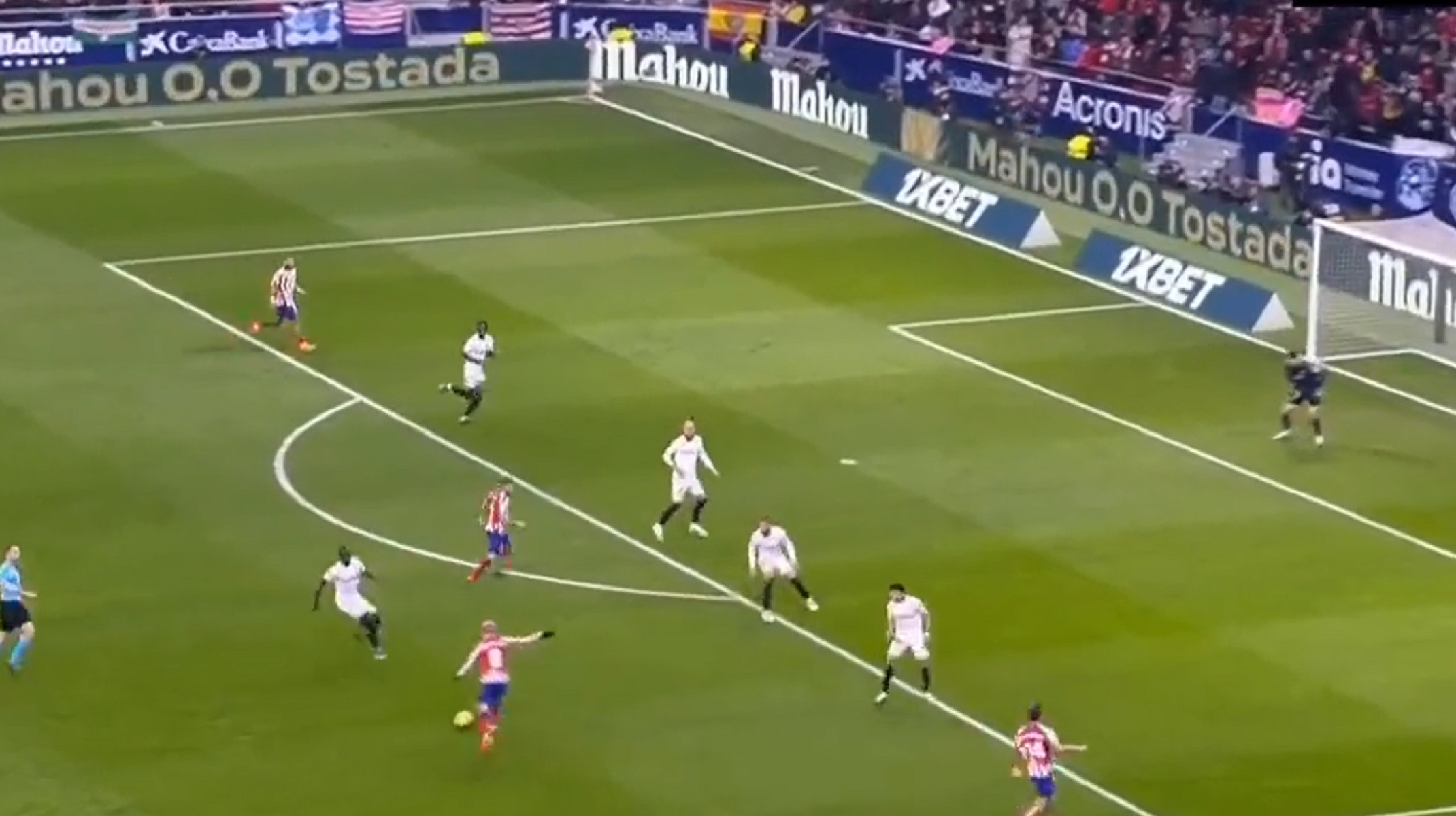 Γκολάρα ο Γκριεζμάν – «Τέντωσε» τον Μπόνου ο Γάλλος (vid)