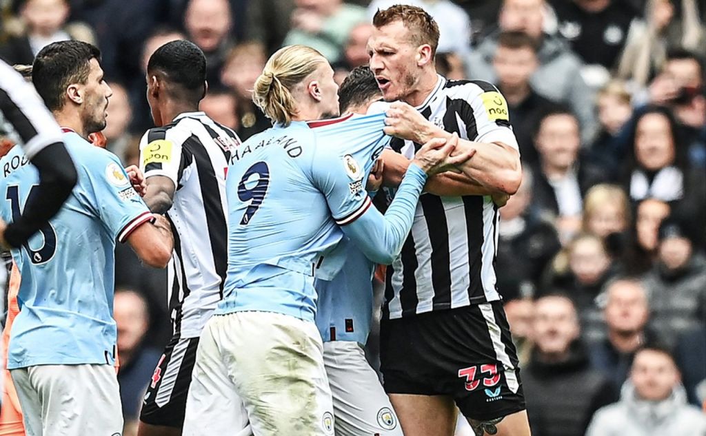 Χαμός για χάρη του Γκρίλις – Ο Χάαλαντ πιάστηκε στα χέρια με όλη την… Νιούκαστλ (vid)