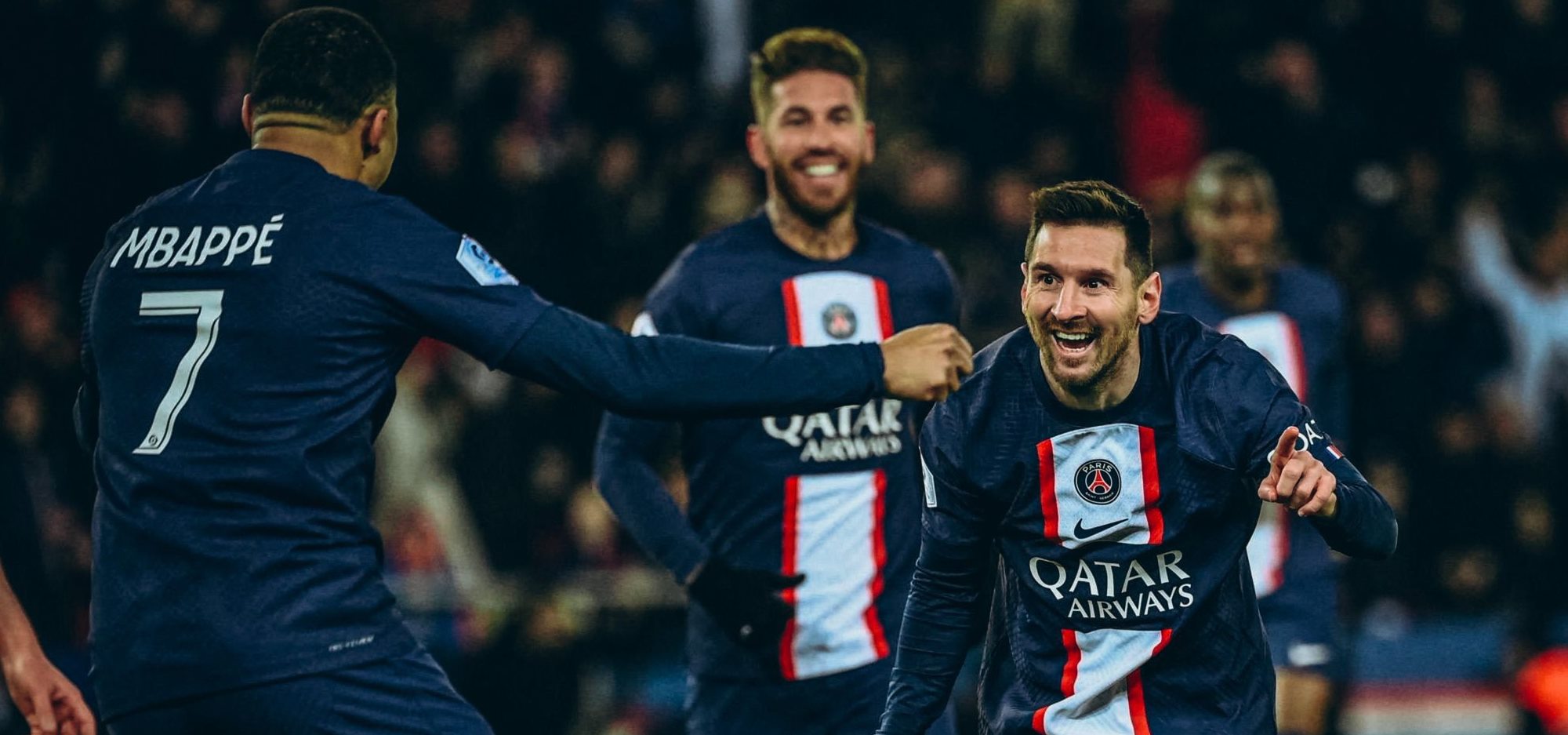 «Γατάκι» ο Μπαπέ μπροστά στον Μέσι: Και εκεί τον πρόλαβε ο Αργεντινός! (pic)