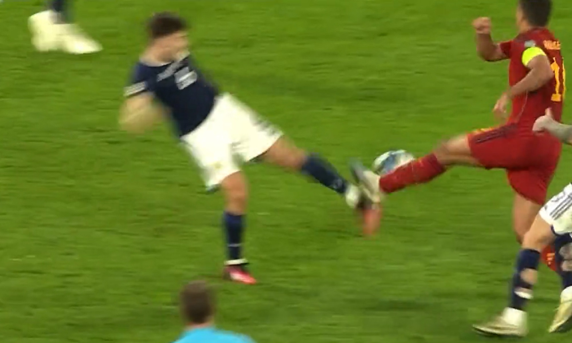 To ξανάκανε ο Ρόντρι και μετά τον Όντεγκααρντ «τσάκισε» και τον Τίρνεϊ της Άρσεναλ (vid)