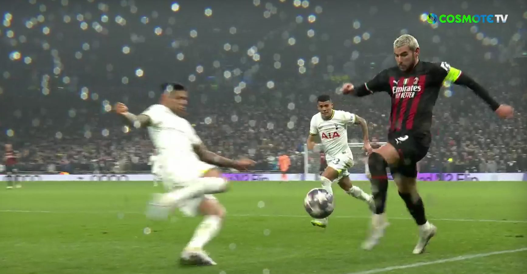 Τάκλιν για… θάνατο από τον Ρομέρο στον Τεό! (vid)