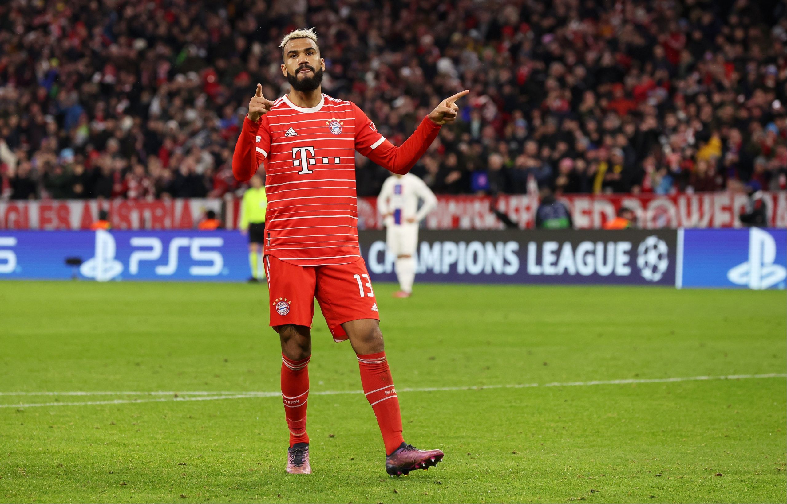 Μπάγερν über alles και Παρί δεν σταματάς να κλαις! (vids)