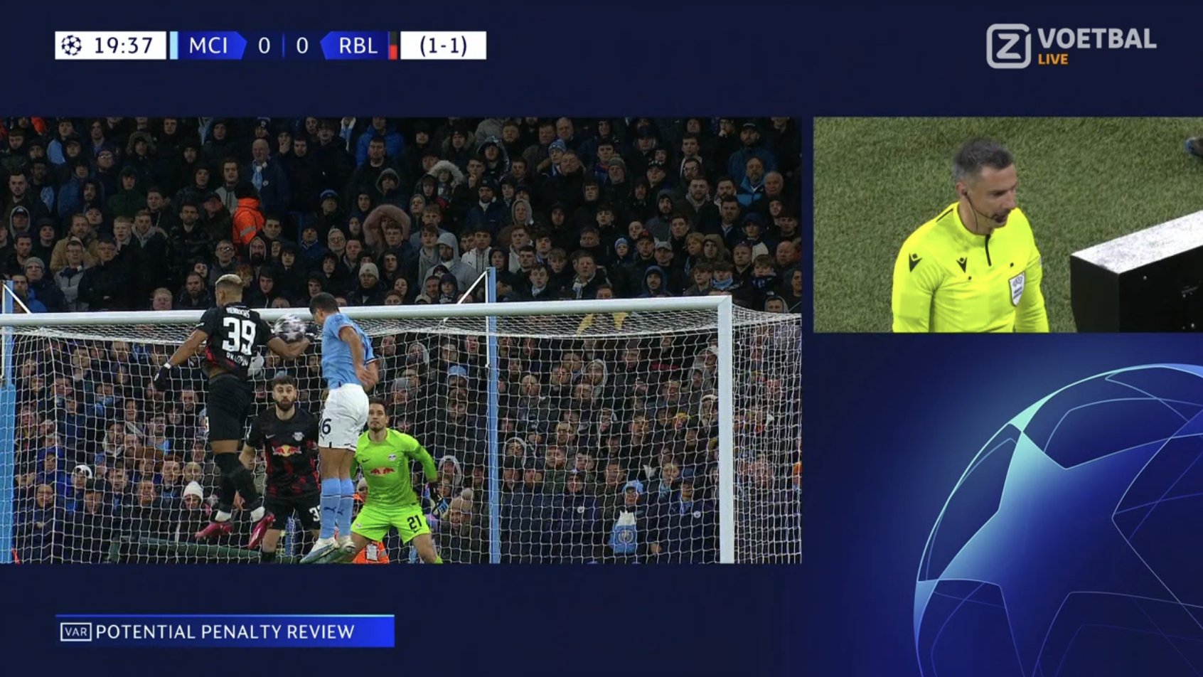 Φάμπρεγας και Ποντόλσκι με μία… φωνή «ξέσκισαν» το VAR! (pic)