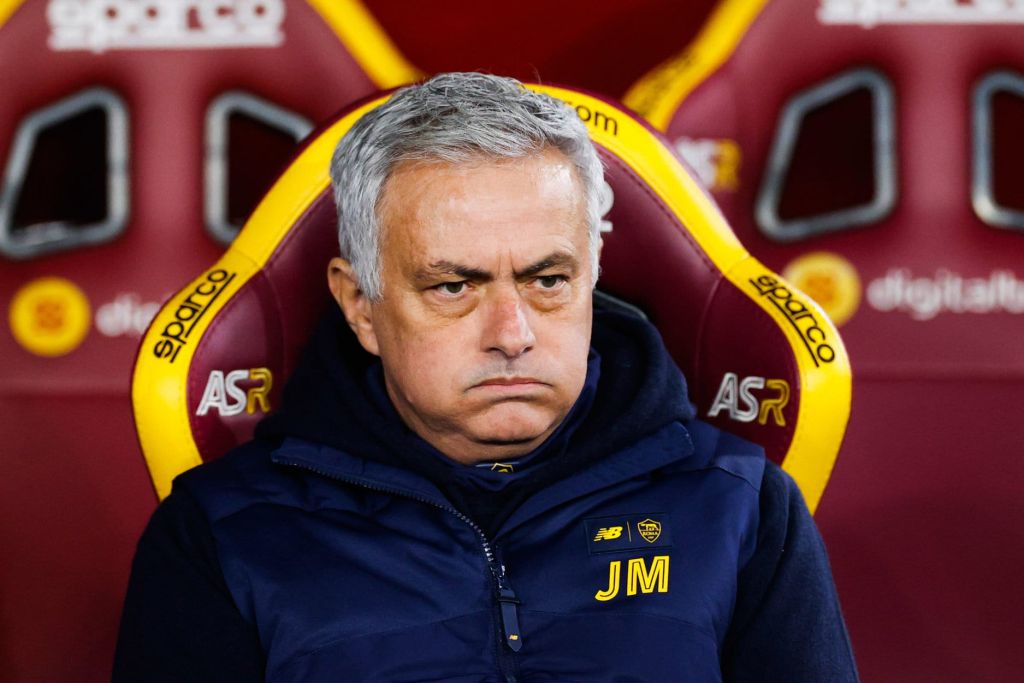 Απόλαυση ο Μουρίνιο: «Σίγουρα η Γιουβέντους δεν είναι τρίτη; Στην Ιταλία είμαστε…»