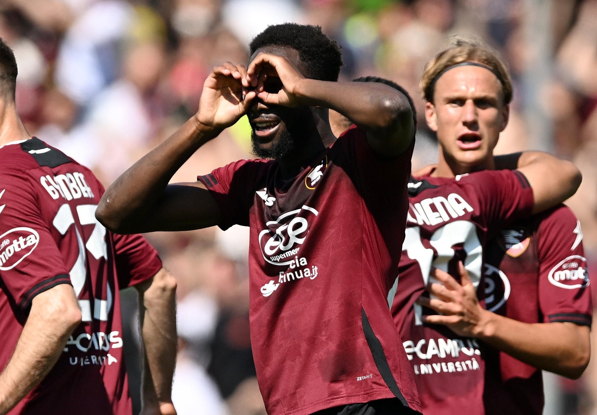 Η Σαλερνιτάνα χάλασε το πάρτι της Νάπολι και παράταση στη στέψη! (vid)