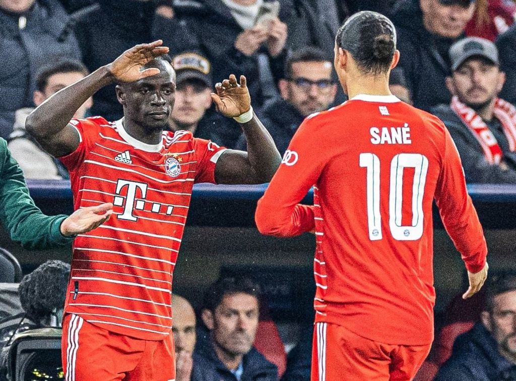 Έδωσαν τα χέρια Σανέ και Μανέ την ώρα της αλλαγής (vid)