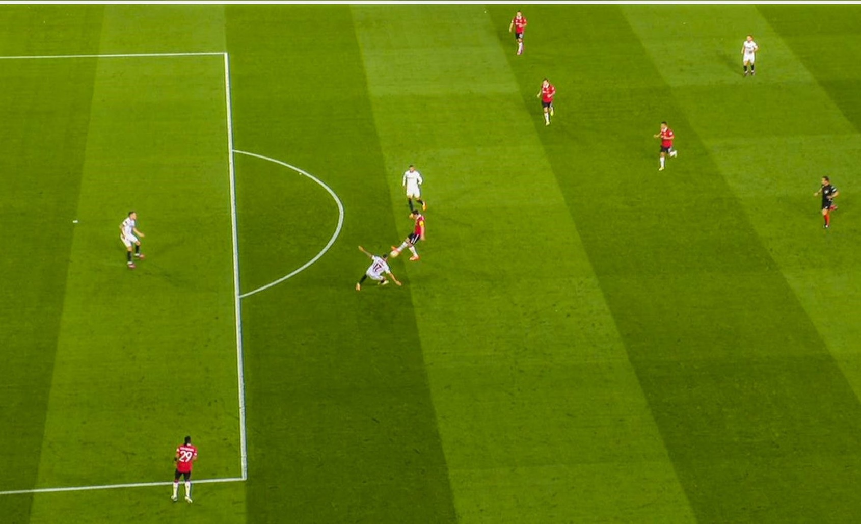 Πέρασε το Πάσχα Μαγκουάιρ, σταμάτα τα δώρα! 1-0 η Σεβίλλη (vid)