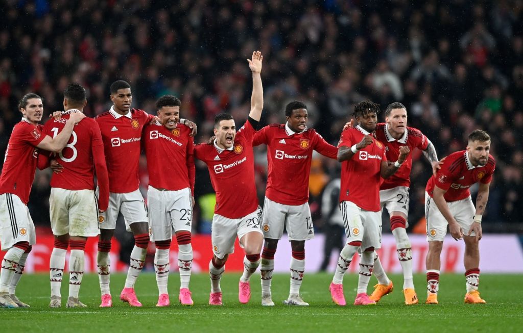 March-ing on Manchester United! (vid)