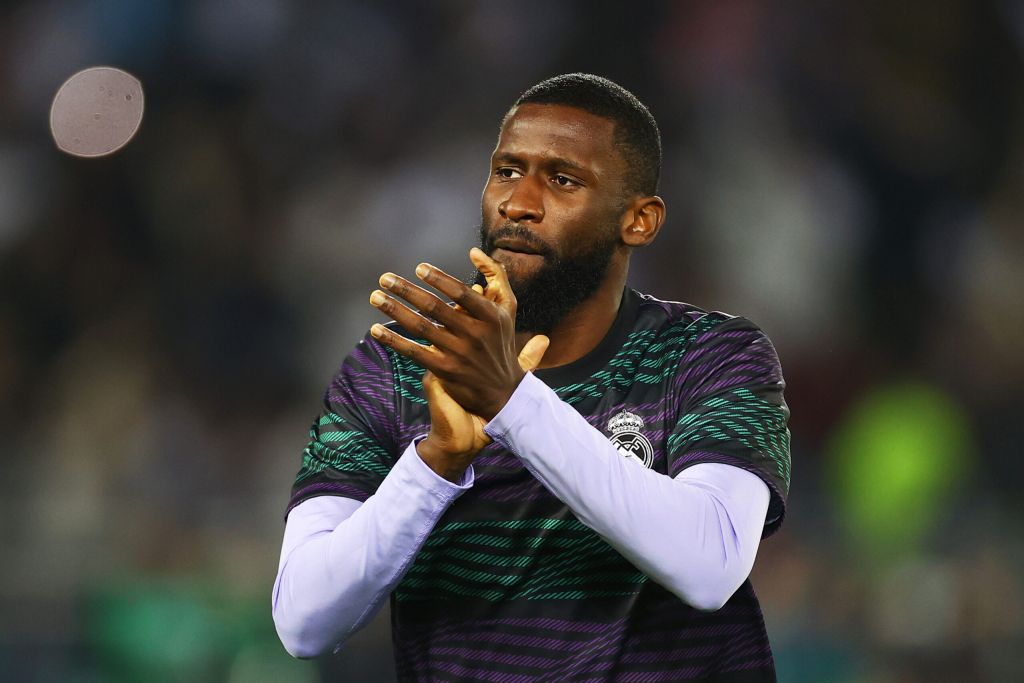 Συγκινεί ο Ρούντιγκερ με τα λόγια του: «Δεν υπάρχει πίεση στο ποδόσφαιρο… Μιλήστε για πίεση σε αυτούς που πεινάνε!»