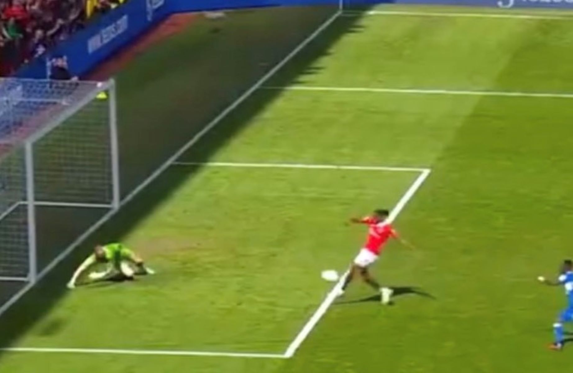 O Μπισάκα άφησε ένα ολόκληρο Ολντ Τράφορντ… βουβό με αυτό που έχασε (vid)