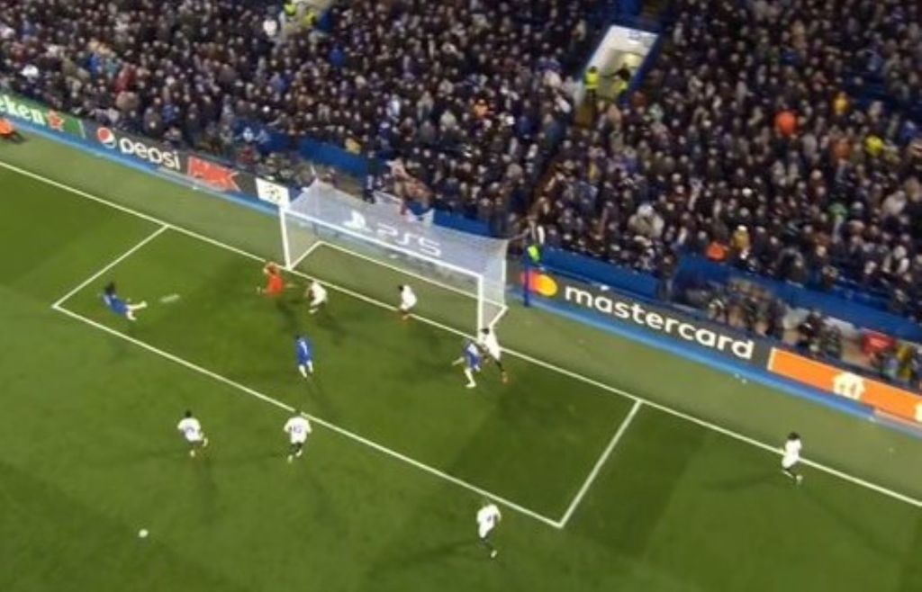 «Άγγιξε» το γκολ ο Κουκουρέγια – «Σκέπασε» το τέρμα ο Κουρτουά (vid)