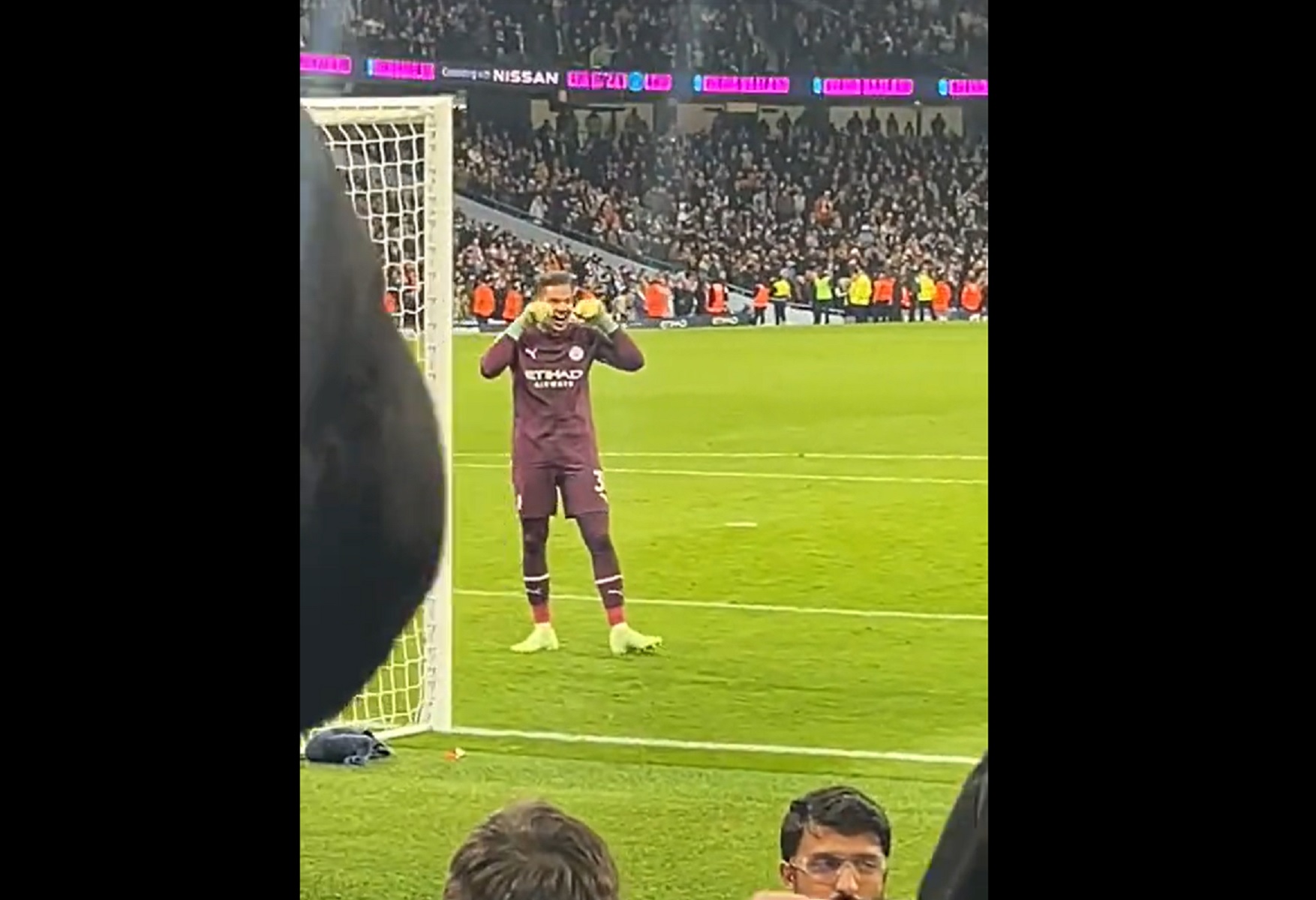 Σίτι – Άρσεναλ: Η άκρως προκλητική χειρονομία του Έντερσον στους Λονδρέζους (vid)