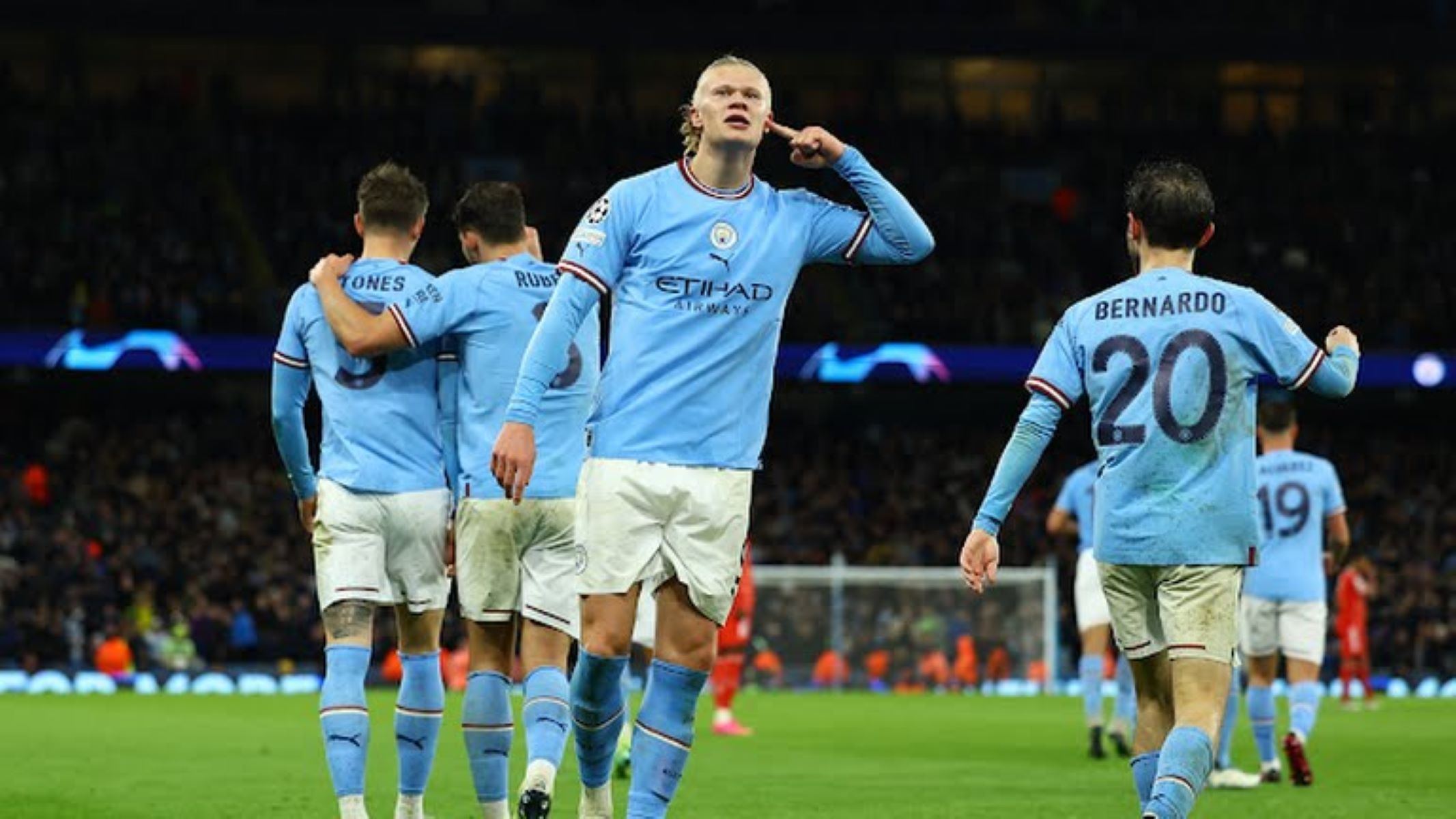 DIARIOAS: «Ο Χάαλαντ θα αναπληρώσει το κενό που θα αφήσει ο Μπενζεμά στη Ρεάλ Μαδρίτης»