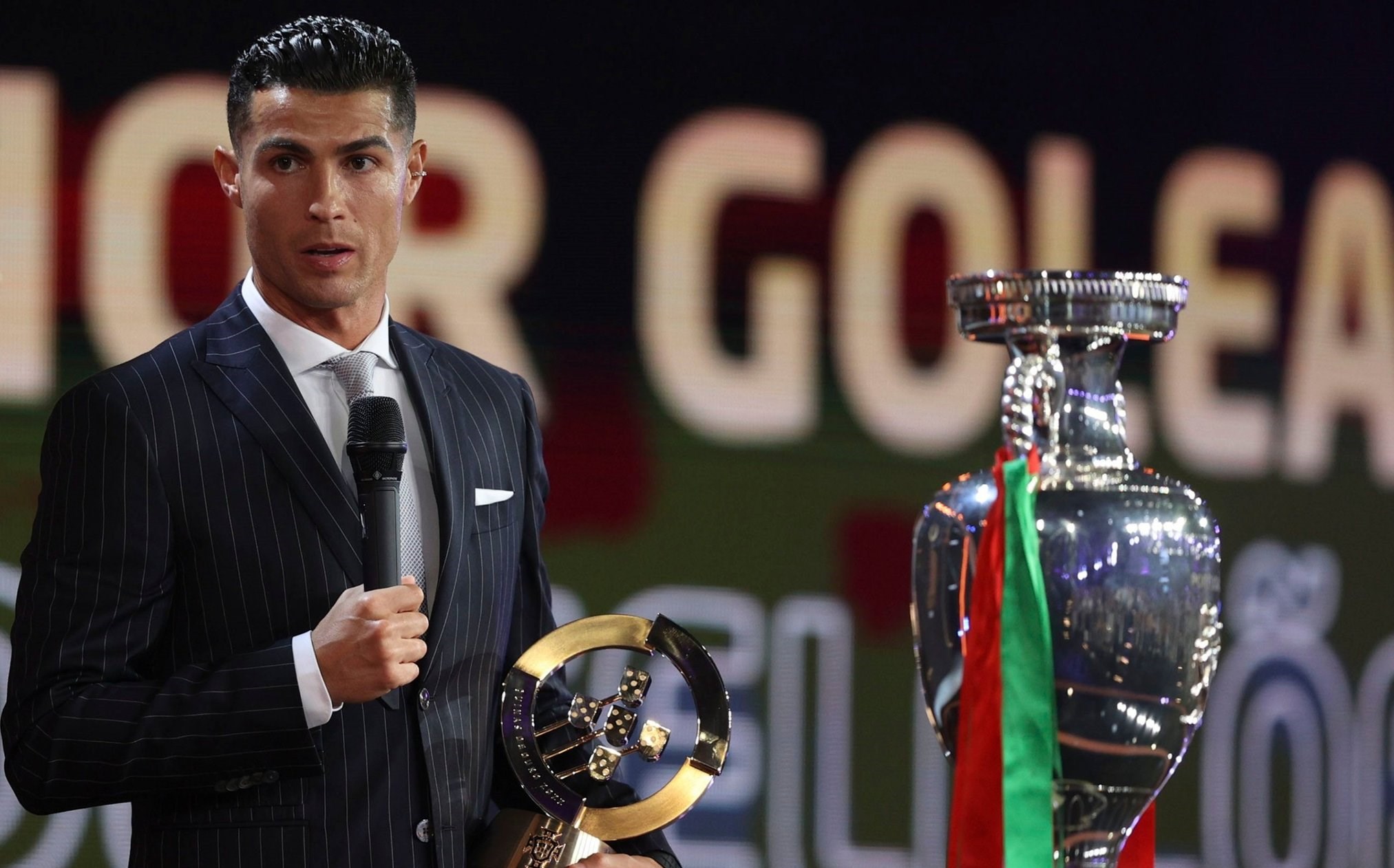 Το νέο look του Κριστιάνο απλά τα… σπάει! (pic)