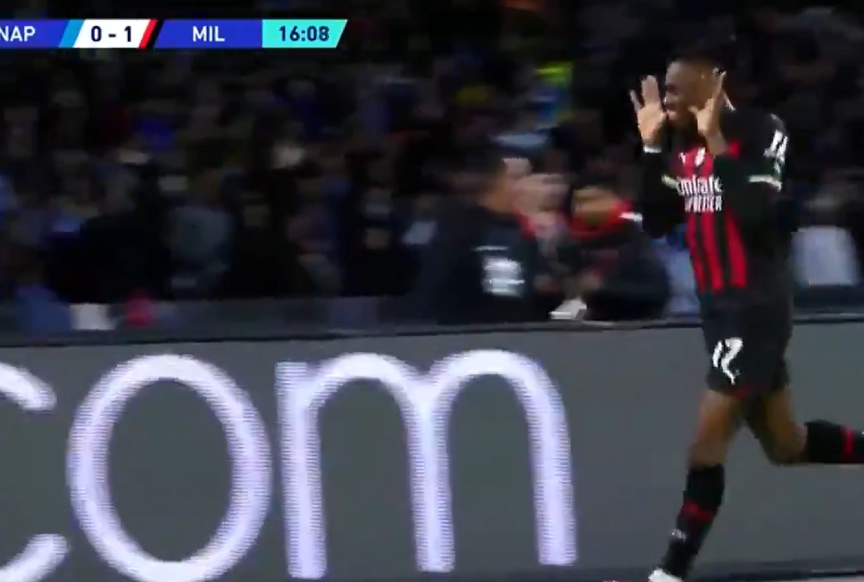 Σκάψιμο… αριστούργημα του Λεάο – Γκολάρα της Μίλαν κόντρα στη Νάπολι (vid)