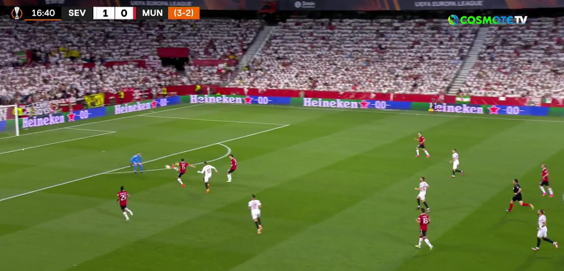 Προκαλεί γέλιο το μπέρδεμα μεταξύ Ντε Χέα και Μαγκουάιρ! (vid)