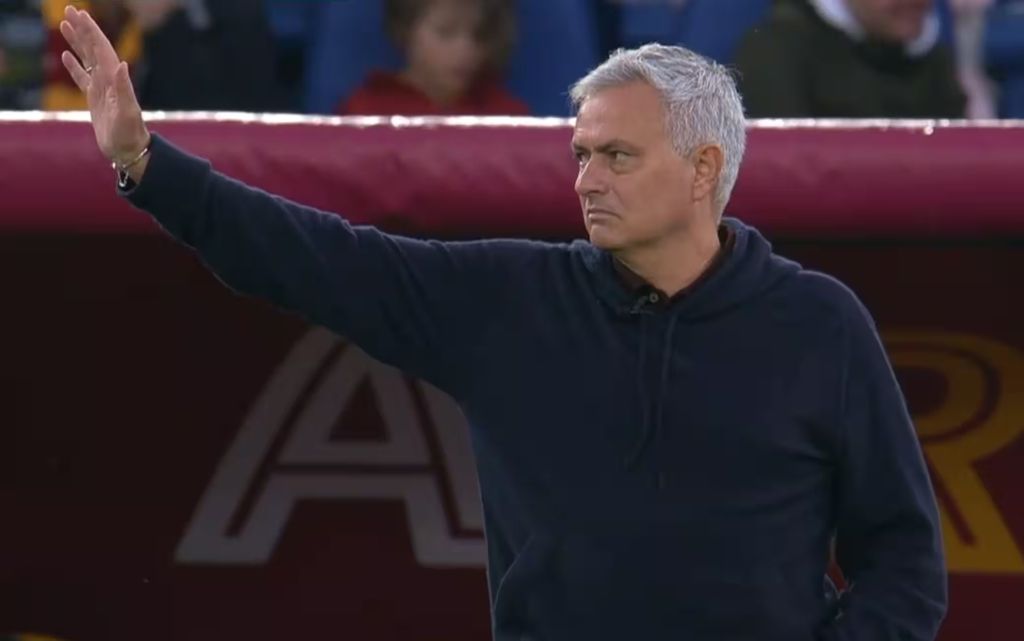 Επικός… αναίσθητος Μουρίνιο – Η Ρόμα σκόραρε και εκείνος… «κοιμόταν» (vid)